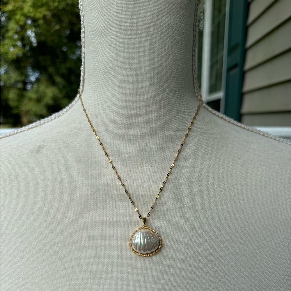 SHELL HANDMADE FAMILY NECKLACE